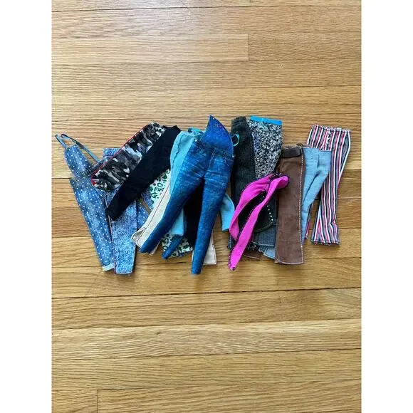 Barbie and Fashion Doll Mary Kate Ashley Dresses Shirt Pants Skirt Clothes Lot - Picture 2 of 5